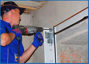 Neighborhood Garage Door Repair Service Miami Gardens, FL 786-373-2482 - cont-07